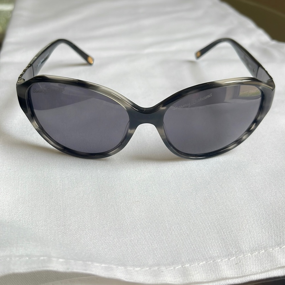 TOMMY BAHAMA TB7031 POLARIZED Beach your heart out 130 06/13 bling rhinestones